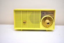 Load image into Gallery viewer, Citron Yellow 1957 Motorola Model 5T23Y AM Vacuum Tube Radio Rare Model! Rare Color!