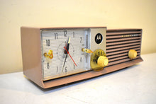 Load image into Gallery viewer, Sahara Taupe 1959 Motorola Model 5T27N-1 Vacuum Tube AM Radio Clean and Gorgeous Looking and Sounding!