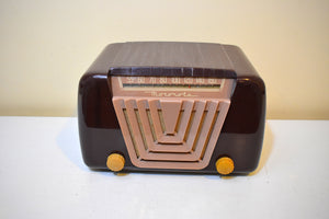 Burgundy Beauty 1949 Motorola Model 68X-11Q Vintage Vacuum Tube AM Radio Great Sounding and Looking!