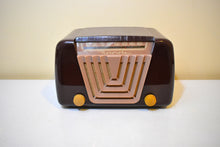 画像をギャラリービューアに読み込む, Burgundy Beauty 1949 Motorola Model 68X-11Q Vintage Vacuum Tube AM Radio Great Sounding and Looking!
