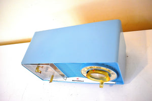 Powder Blue 1962 Motorola Model C9B13 AM Vacuum Tube Clock Radio Sounds Terrific! Awesome MCM Appeal!