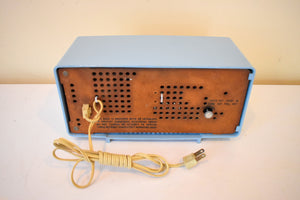 Powder Blue 1962 Motorola Model C9B13 AM Vacuum Tube Clock Radio Sounds Terrific! Awesome MCM Appeal!