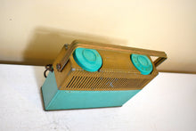 画像をギャラリービューアに読み込む, Seafoam Green 1951 Motorola Model 52B12 &quot;The Escort&quot; AM Portable Vacuum Tube Radio Sounds Great! Hefty Construction!
