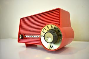 Testa Rossa Red Motorola Model 5T22R "The Dragster" AM Vacuum Tube Radio Great Sounding! Very Rare Desirable Model!