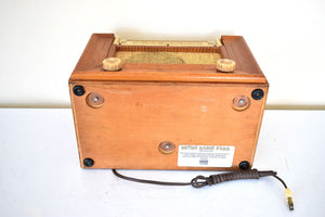 Red Oak Wood 1947 Motorola Model 67X13 Vacuum Tube AM Radio Nice Color! Excellent Performer!