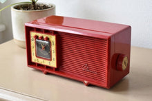 Charger l'image dans la galerie, Cardinal Red 1955 Sylvania Model 5484 Vacuum Tube Radio Sounds Great Excellent Condition!