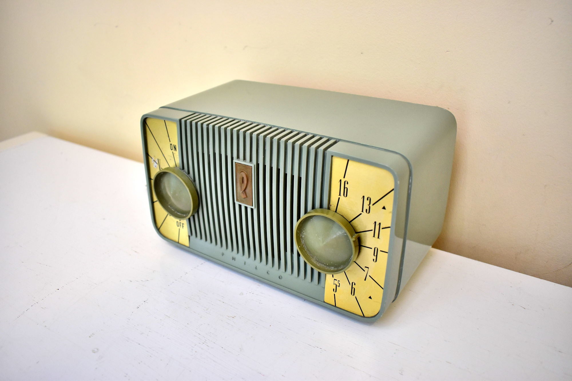 オリーブグリーン Philco ミッドセンチュリー ヴィンテージ 1954
