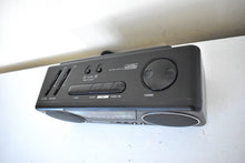 Charger l&#39;image dans la galerie, Tech Black 1980s Soundesign Model RC-X210A AM FM Digital Alarm Clock Radio! Excellent Condition! Sounds Great!