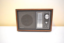 画像をギャラリービューアに読み込む, ソニーだけ！ 1975 ～ 1977 年 Sony モデル TFM-9440W AM/FM ソリッドステート トランジスタ ラジオのサウンドは素晴らしいです。