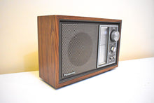 画像をギャラリービューアに読み込む, ソニーだけ！ 1975 ～ 1977 年 Sony モデル TFM-9440W AM/FM ソリッドステート トランジスタ ラジオのサウンドは素晴らしいです。