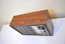 画像をギャラリービューアに読み込む, ソニーだけ！ 1975 ～ 1977 年 Sony モデル TFM-9440W AM/FM ソリッドステート トランジスタ ラジオのサウンドは素晴らしいです。