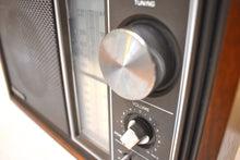 画像をギャラリービューアに読み込む, ソニーだけ！ 1975 ～ 1977 年 Sony モデル TFM-9440W AM/FM ソリッドステート トランジスタ ラジオのサウンドは素晴らしいです。