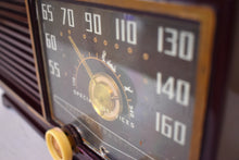 Load image into Gallery viewer, Burgundy Oxblood 1953 Philco Transitone Model 53-562 AM Vacuum Tube Radio Excellent Condition! Sounds Great!