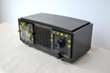 Charger l'image dans la galerie, Hornet Black Green 1953 Philco Transitone Model B710 AM Vacuum Tube Radio Rare Unique Color Combo Sounds Great!
