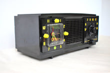 Charger l'image dans la galerie, Hornet Black Green 1953 Philco Transitone Model B710 AM Vacuum Tube Radio Rare Unique Color Combo Sounds Great!
