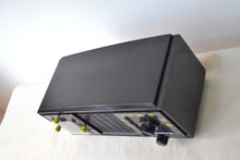 Charger l'image dans la galerie, Hornet Black Green 1953 Philco Transitone Model B710 AM Vacuum Tube Radio Rare Unique Color Combo Sounds Great!