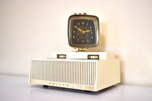 画像をギャラリービューアに読み込む, オーラ ホワイト 1959 Philco Predicta Model H765-124 真空管 AM クロック ラジオ 素晴らしい!