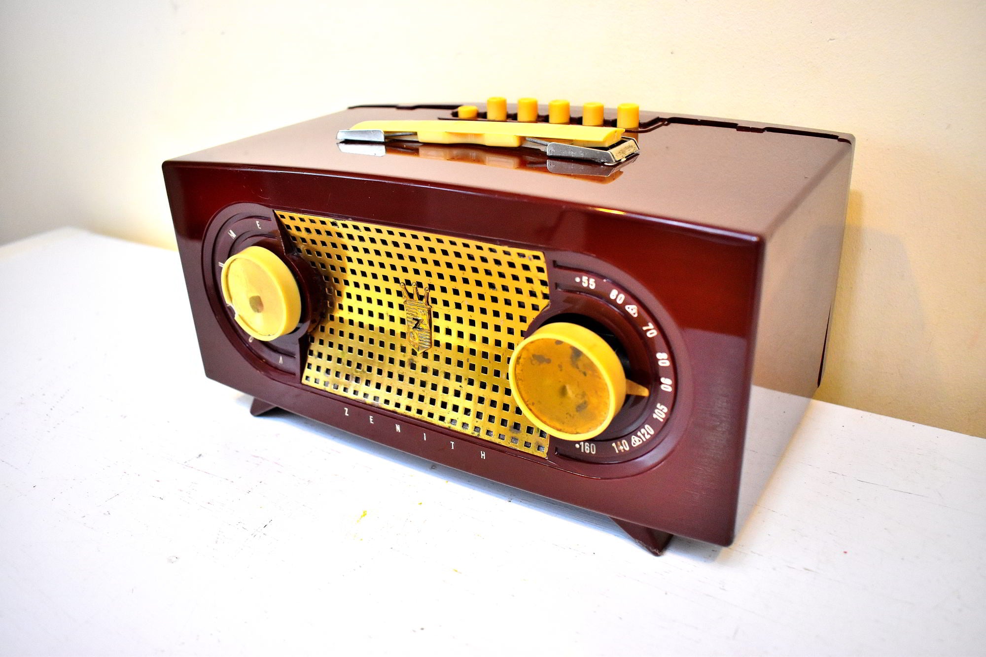 Burgundy Maroon 1954 Zenith Model R512R AM Vacuum Tube Radio Sounds Great! Excellent Condition!