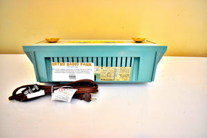 Monterey Blue Turquoise 1962 RCA Victor Model 1-RA-61 AM Vacuum Tube Radio Sleek! Excellent Condition! Sounds Great!