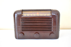 Espresso Brown Bakelite 1940 RCA Model 15X Vacuum Tube AM Radio! Sounds Great!! Excellent Condition!