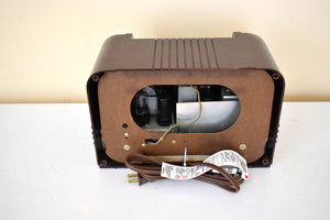 Espresso Brown Bakelite 1940 RCA Model 15X Vacuum Tube AM Radio! Sounds Great!! Excellent Condition!