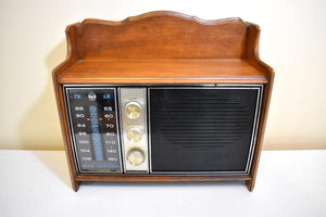 Heritage Heirloom Wood Filtermatic 1960 RCA Victor Model 4RC84 AM/FM Vacuum Tube Radio Sounds Awesome!