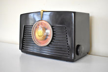 画像をギャラリービューアに読み込む, アラビカブラウン ヴィンテージ 1949 RCA Victor Model 8X541 AM 真空管ラジオ 当時も今も人気のモデル！