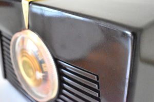 Arabica Brown Vintage 1949 RCA Victor Model 8X541 AM Vacuum Tube Radio Popular Model In Its Day and Today!