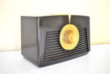 Load image into Gallery viewer, Umber Brown Bakelite 1948 RCA Victor Model 8-X-541 Vacuum Tube AM Radio Sounds Great Popular Bakelite!