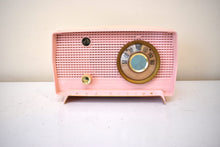 Charger l&#39;image dans la galerie, Peggy Pink 1956 RCA Victor Model 8-X-6F AM Vacuum Tube Radio Rare Color and Great Player!