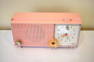 Sassy Pink 1962 RCA Victor Model RFD15P AM Vacuum Tube Clock Radio Sounds Terrific! Mid Century Looker!