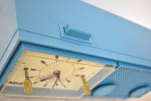 Charger l'image dans la galerie, Newport Blue 1968 RCA Model RLD-21A Solid State AM Clock Radio Sounds Great! Excellent Condition!