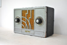 Load image into Gallery viewer, Art Deco Steel 1934 RCA Victor Model 102 Vacuum Tube AM Radio Excellent Condition! Works!