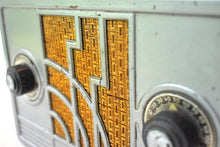 Load image into Gallery viewer, Art Deco Steel 1934 RCA Victor Model 102 Vacuum Tube AM Radio Excellent Condition! Works!