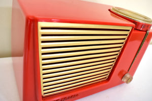 Cubist Red 1954 RCA Victor Model 6-X-8B AM 真空管ラジオ 見た目も素晴らしく、音も素晴らしい！素晴らしいプラスコンディション！