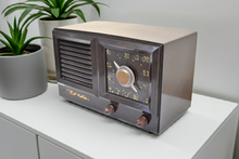 画像をギャラリービューアに読み込む, Walnut Brown Bakelite 1949 Motorola Model 58GI Vacuum Tube AM Radio Sounds Great Excellent Condition!