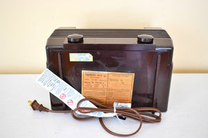 Arabica Brown Bakelite 1946 Radiola Model 61-8 Vacuum Tube AM Radio! Sounds Great! Excellent Condition!