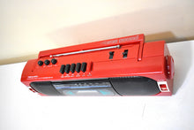 画像をギャラリービューアに読み込む, Red 80s Realistic Sound Model SCR-35 AM FM Cassette Stereo Mini Boombox Radio! Sounds Great Excellent Condition!