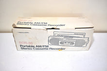画像をギャラリービューアに読み込む, Red 80s Realistic Sound Model SCR-35 AM FM Cassette Stereo Mini Boombox Radio! Sounds Great Excellent Condition!