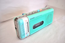 画像をギャラリービューアに読み込む, Surf Green Sharp Model QT5(G) AM FM Cassette Player Radio! Sounds Great Excellent Condition!