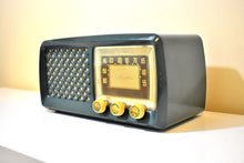 Load image into Gallery viewer, Forest Green 1952 Silvertone Model 2014 Vacuum Tube AM Radio Sounds Great and Excellent Condition!