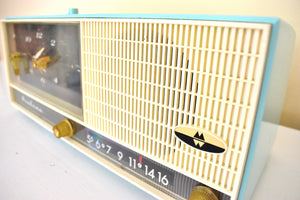 Sky Blue Turquoise Mid Century Vintage 1959 Wards Airline Unknown Model AM Vacuum Tube Alarm Clock Radio Works Great! Excellent Plus Condition!