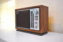 画像をギャラリービューアに読み込む, ソニーだけ！ 1975 ～ 1977 年 Sony モデル TFM-9440W AM/FM ソリッドステート トランジスタ ラジオのサウンドは素晴らしいです。