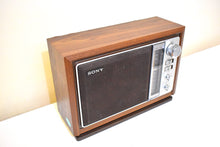 画像をギャラリービューアに読み込む, ソニーだけ！ 1975 ～ 1977 年 Sony モデル TFM-9440W AM/FM ソリッドステート トランジスタ ラジオのサウンドは素晴らしいです。