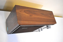 画像をギャラリービューアに読み込む, ソニーだけ！ 1975 ～ 1977 年 Sony モデル TFM-9440W AM/FM ソリッドステート トランジスタ ラジオのサウンドは素晴らしいです。