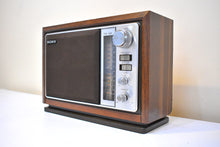 画像をギャラリービューアに読み込む, ソニーだけ！ 1975 ～ 1977 年 Sony モデル TFM-9440W AM/FM ソリッドステート トランジスタ ラジオのサウンドは素晴らしいです。