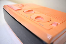 Charger l&#39;image dans la galerie, Go-Go&#39;s Pink 1980s Sony Dream Machine Model ICF-C3W AM FM Digital Alarm Clock Radio! Excellent Condition! Rare Color!