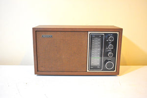 Bluetooth すぐに使えます - 1975～1977 年 Sony モデル TFM-9440W AM/FM ソリッドステート トランジスタ ラジオ サウンドは素晴らしいです。ソニーだけ！