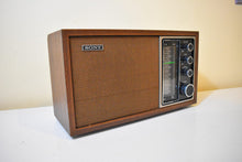 Charger l&#39;image dans la galerie, Bluetooth Ready To Go - 1975-1977 Sony Model TFM-9440W AM/FM Solid State Transistor Radio Sounds Fantastic! Sony Only!