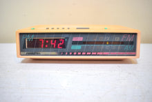 画像をギャラリービューアに読み込む, Bluetooth Ready To Go - Go-Go&#39;s Pink 1987 Soundesign Model 3620 AM FM Digital Alarm Clock Radio! Excellent Condition!